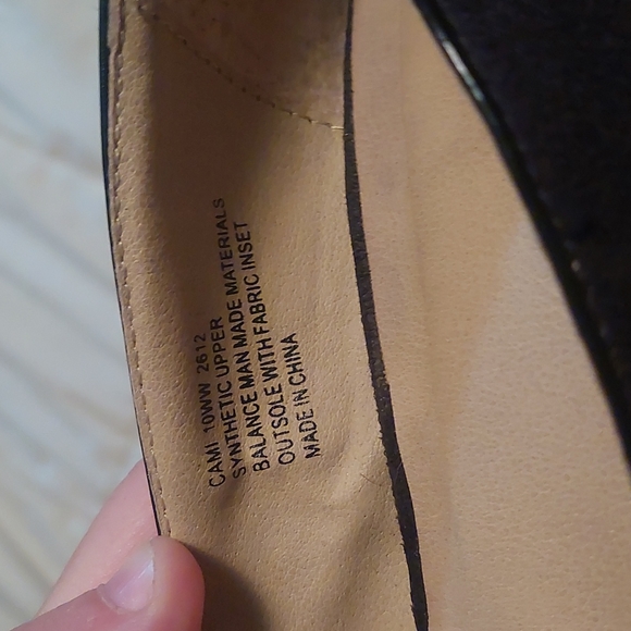 Avenue 'Cami' heels in black - Picture 5 of 5